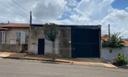 Barracão Comercial para Venda com 200m² de Área Útil