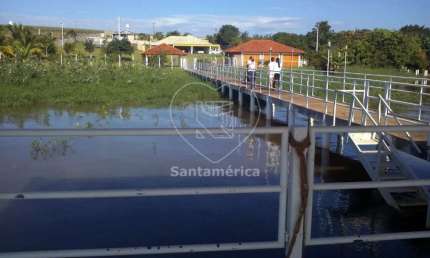 Chácara em Primeiro de Maio, com vista para o rio, tendo 595 m² de area util.
