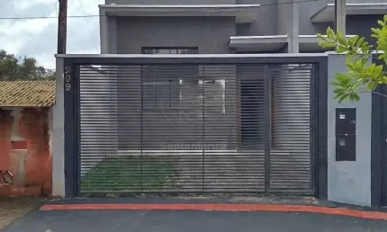 Casa à Venda no Bairro Catuai com 3 quartos na Região Norte de Londrina