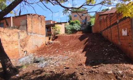 Terreno à Venda no Jardim Paris, na Região Norte de Londrina