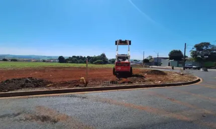 Terreno comercial amplo para venda próximo à Avenida Saul Elkind