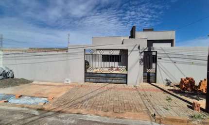 Casa para Alugar com Suíte Master no Jardim Califórnia