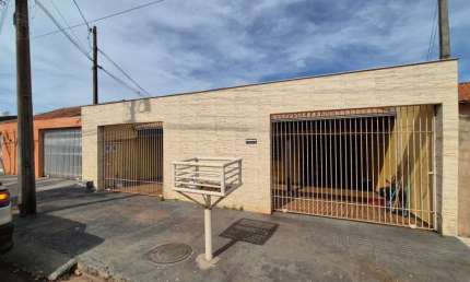 Edícula para alugar no Conjunto do Café com entrada independente e 1 dormitório.