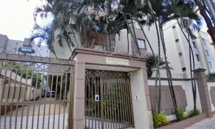 Apartamento no Residencial Luiza com 2 dormitórios, na região Central