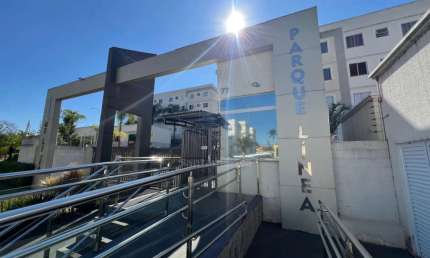 Apartamento para Alugar no Edifício Parque Línea com 2 Quartos - Cambé