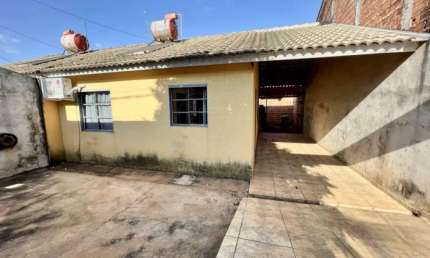 Casa para alugar no Conjunto Habitacional Ulysses Guimarães com 2 quartos em Cambé