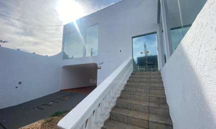 Casa comercial para alugar na Avenida Higienópolis com aproximadamente 500m²