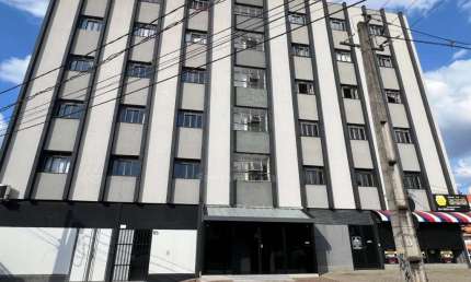 Apartamento para Alugar na Região Central de Londrina com 3 Quartos