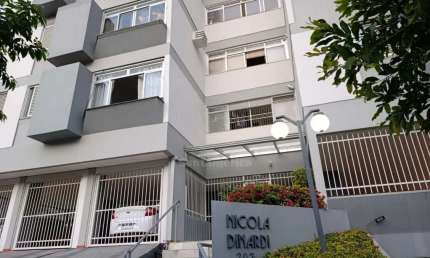 Apartamento com 3 Quartos no Edifício Nicola Dinardi à Venda, Região Central de Londrina
