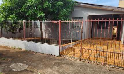 Casa para alugar no Bairro Maria Cecília com 2 quartos na Região Norte de Londrina