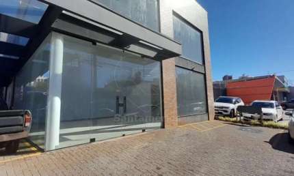 Sala comercial para alugar no Centro de Londrina com 4 vagas de garagem