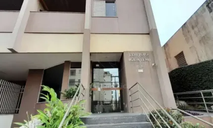 Apartamento para Alugar no Edifício Iguatemi, com 2 Quartos Localizado na Região Central de Londrina