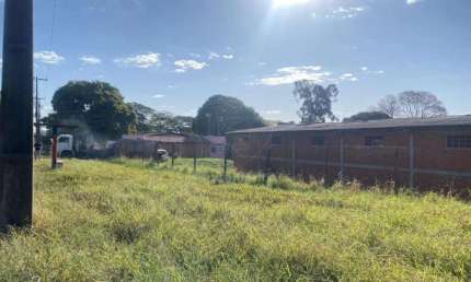 Barracão para alugar no Cilo 3 com 2130m² na Região Norte de Londrina