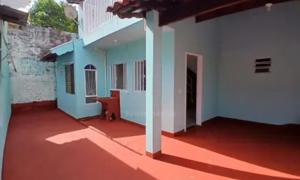 Casa para alugar no bairro Guanabara com 2 quartos, sendo 1 suíte na Região Sul de Londrina