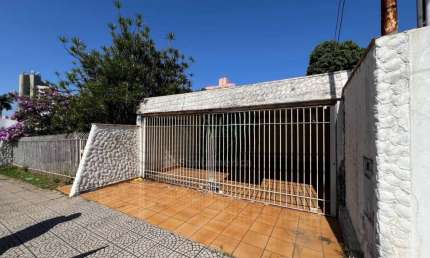 Casa Comercial à Venda e para alugar no Jardim Canadá, região Central de Londrina
