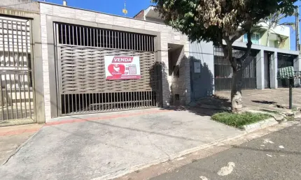 Casa com 3 Quartos e Suíte à Venda no Jardim Alto da Boa Vista Completa e Bem Localizada
