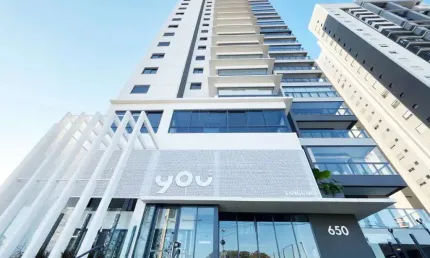 Apartamento à venda e para alugar no Edifício You 180 com dois dormitórios e varanda gourmet na Gleba Palhano, Londrina