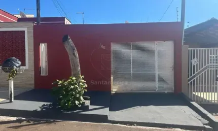Casa a venda na região norte de londrina com 3 quartos e cozinha planejada