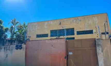 Barracão para venda na região central de londrina com 1 sala e 1 banheiro