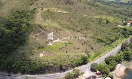 Área com 5 hectares de frente a represa de Furnas, Califórnia, Capitólio, MG - AR4176