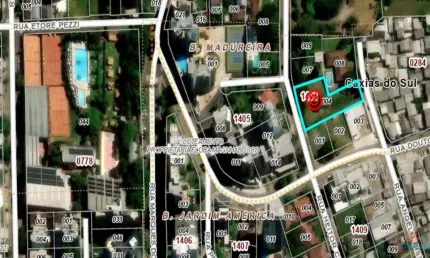 Terreno à venda no madureira, caxias do sul  por r$ 1.800.000