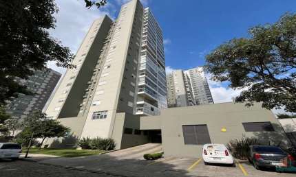 Apartamento com 3 quartos para alugar na Rua Doutor Gastão Festugatto, 124, Madureira, Caxias do Sul por R$ 4.900