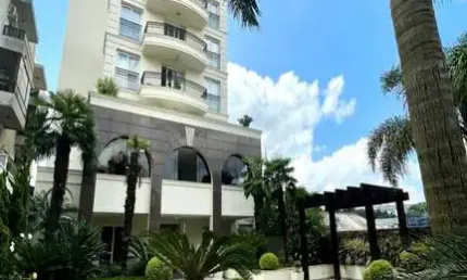 Apartamento com 3 quartos à venda no Lurdes, Caxias do Sul  por R$ 1.500.000