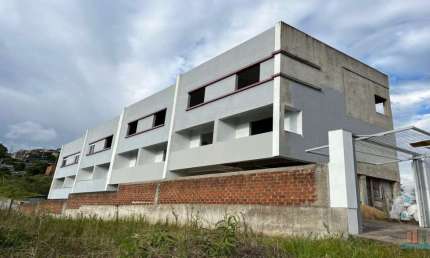Casa com 2 quartos para alugar na Rua Libera Spido Rech, 284, Nossa Senhora das Graças, Caxias do Sul por R$ 2.000