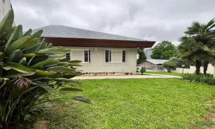 Casa com 3 quartos à venda no São Leopoldo, Caxias do Sul  por R$ 1.980.000