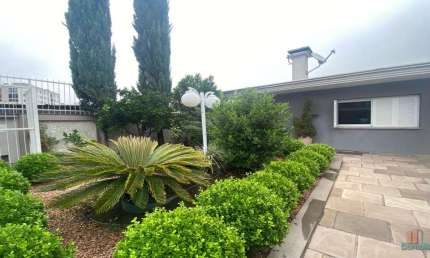 Casa com 3 quartos à venda no Santa Catarina, Caxias do Sul  por R$ 1.049.400