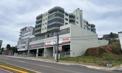 Apartamento com 2 quartos para alugar na Rua Alexandre de Antoni, 1989, Universitário, Caxias do Sul por R$ 2.600