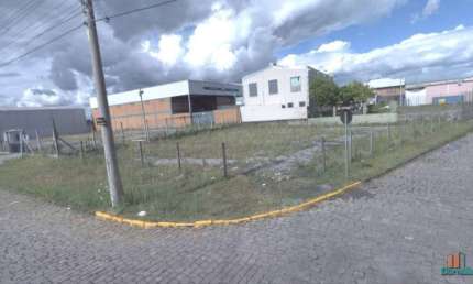 Terreno comercial para alugar na Rua Emílio Fonini, 4248, Sanvitto, Caxias do Sul por R$ 1.760