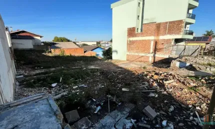Terreno à venda na Rua Carlos Barbosa, Rio Branco, Caxias do Sul por R$ 530.000