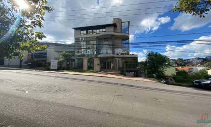 Sala comercial para alugar no Cinqüentenário, Caxias do Sul  por R$ 1.900