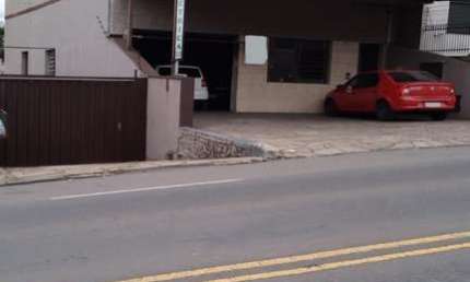 Casa com 3 quartos à venda no Salgado Filho, Caxias do Sul  por R$ 1.300.000