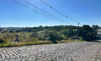 Terreno à venda na Rua Gomercindo Andrade Camargo, 1303, São Luiz, Caxias do Sul por R$ 636.000
