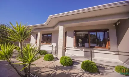 Casa com 3 quartos à venda no Desvio Rizzo, Caxias do Sul  por R$ 1.120.000