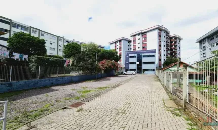 Prédio para alugar na Rua Antônio Prado, 82, Exposição, Caxias do Sul por R$ 9.000