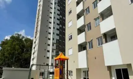 Apartamento com 2 quartos à venda no Panazzolo, Caxias do Sul  por R$ 420.000