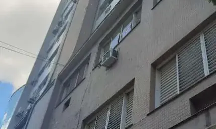 Sala comercial à venda no Centro, Caxias do Sul  por R$ 240.000