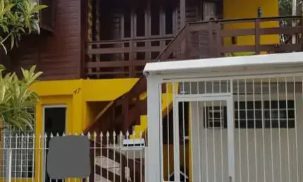 Casa com 3 quartos à venda na Nossa Senhora da Saúde, Caxias do Sul  por R$ 660.000