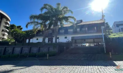 Casa com 5 quartos à venda no Jardim América, Caxias do Sul  por R$ 4.000.000
