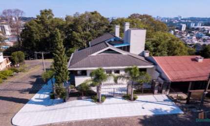 Casa com 3 quartos à venda na Rua Padre João Humberto Sachet, 219, Colina Sorriso, Caxias do Sul por R$ 1.995.000