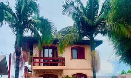 Casa com 6 quartos à venda no Desvio Rizzo, Caxias do Sul  por R$ 1.166.000