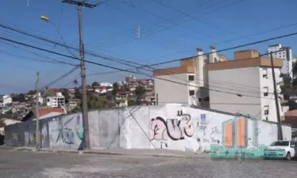 Terreno à venda na Rua Campos Júnior, 00, Rio Branco, Caxias do Sul por R$ 1.300.000