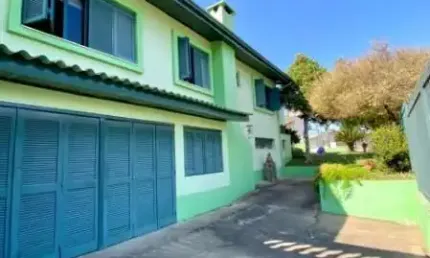 Casa com 3 quartos à venda no Kayser, Caxias do Sul  por R$ 1.600.000