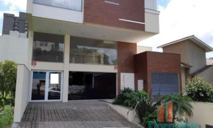 Ponto comercial à venda na Rua Tereza Pezzi, 727, Panazzolo, Caxias do Sul por R$ 1.950.000