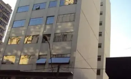 Sala comercial à venda no Centro, Caxias do Sul  por R$ 240.000