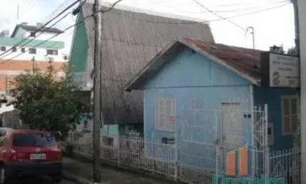 Terreno à venda no Pio X, Caxias do Sul  por R$ 1.166.000
