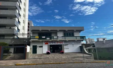 Casa com 3 quartos para alugar no Exposição, Caxias do Sul  por R$ 4.500